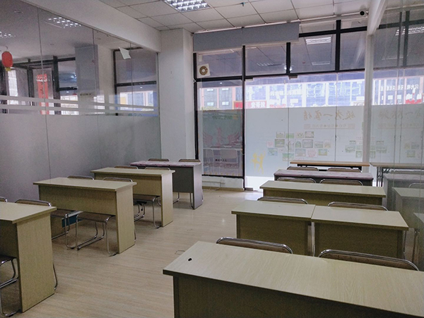 教室環(huán)境 教室環(huán)境