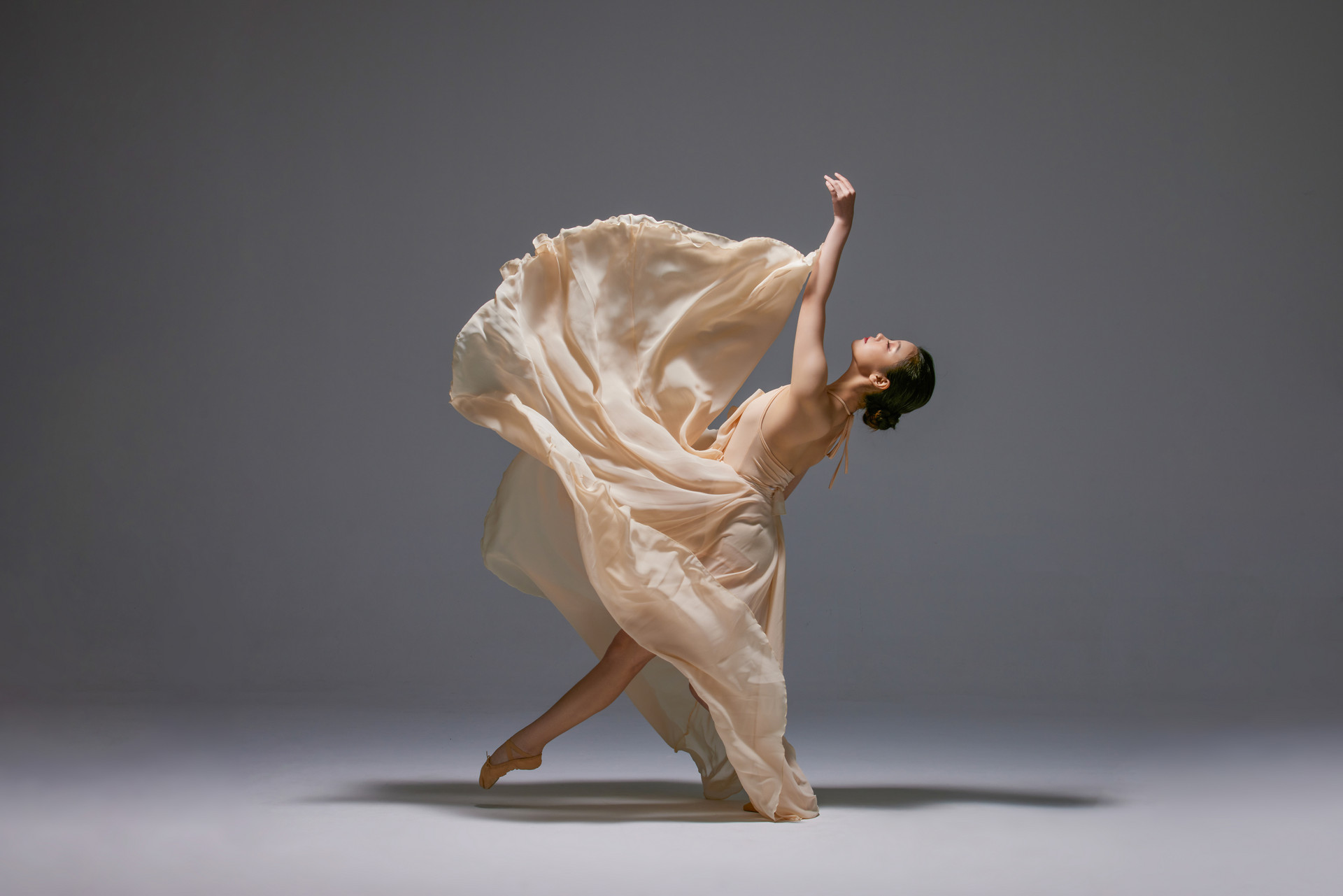 中國(guó)舞 中國(guó)舞