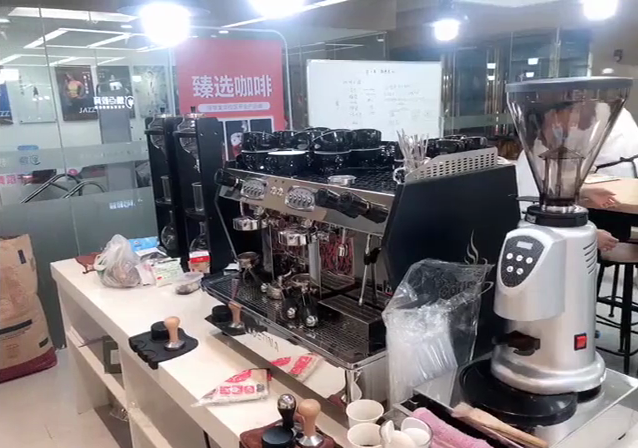 教學(xué)環(huán)境 教學(xué)環(huán)境