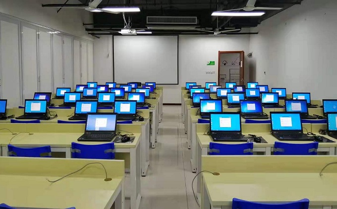 課室環(huán)境 課室環(huán)境