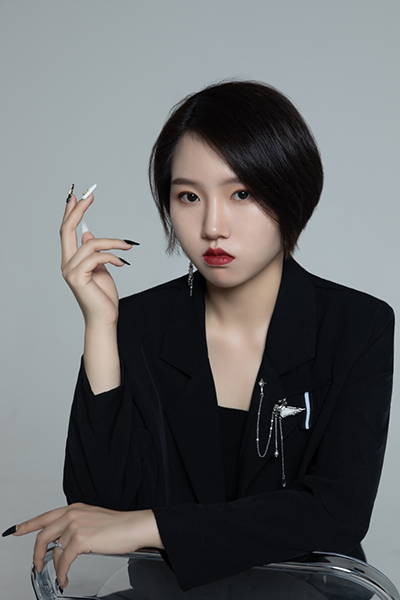 余铭老师 余铭老师