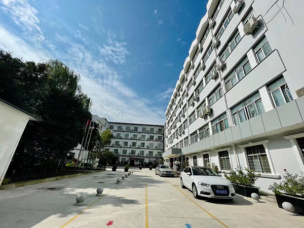 校園環(huán)境 校園環(huán)境