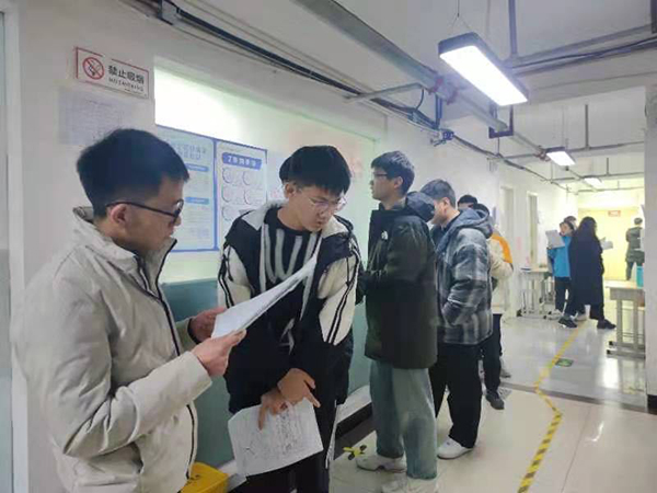 學員背誦情景 學員背誦情景