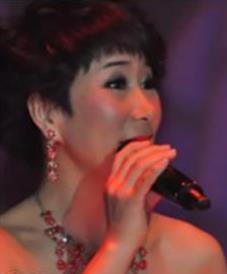 丁芳菲 丁芳菲