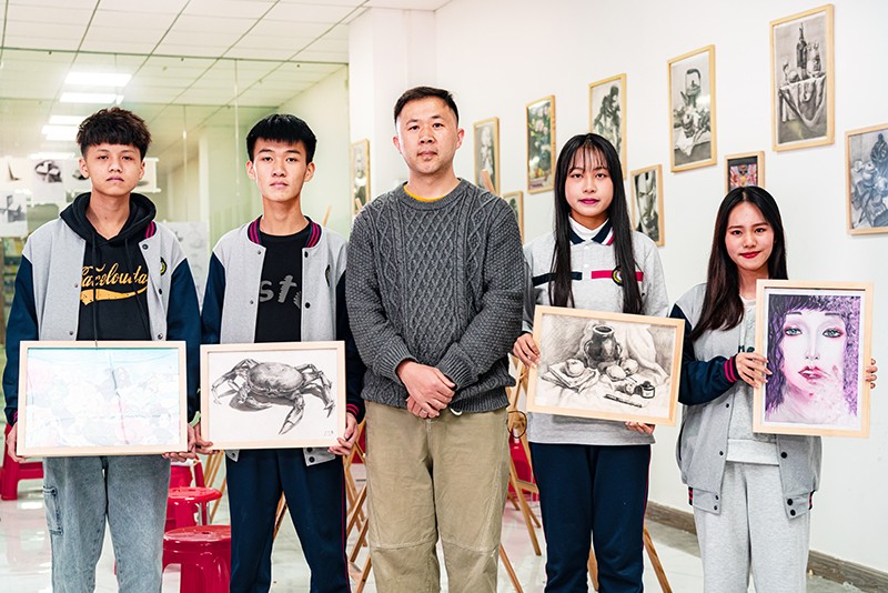 1615889079683908 1615889079683908