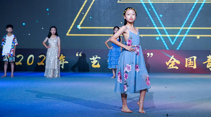 模特走秀 模特走秀