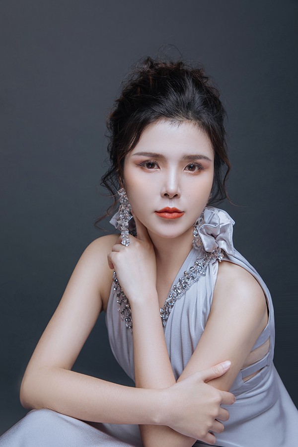 杨婧颖 杨婧颖