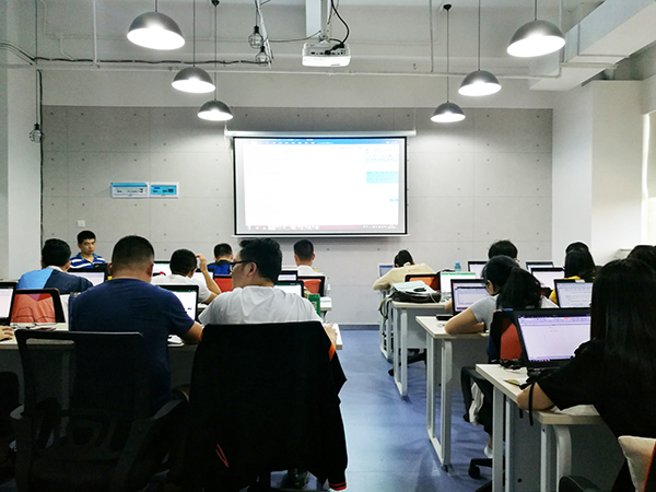培訓(xùn)現(xiàn)場