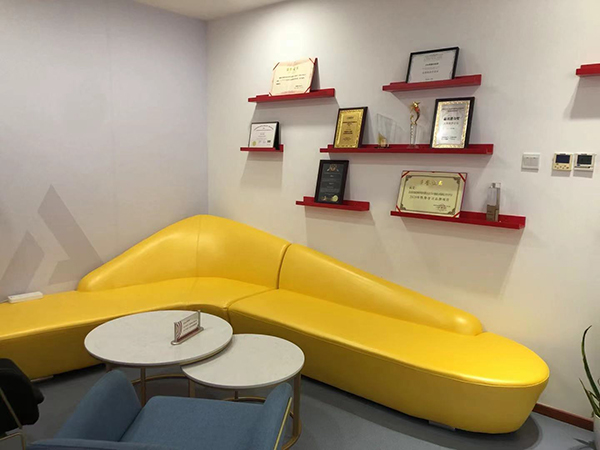 校区荣誉展示 校区荣誉展示