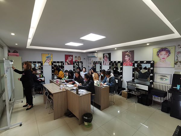 理论知识教学现场