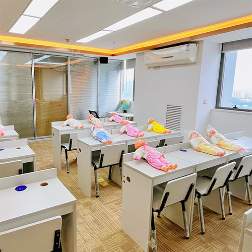 學(xué)校環(huán)境