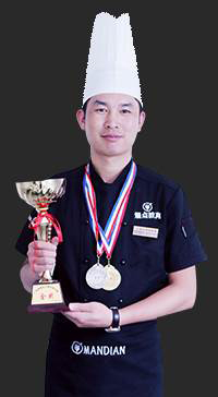陈达强 陈达强