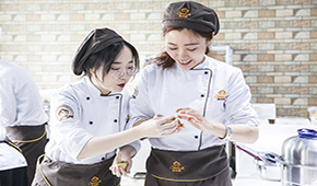 北京欧米奇西点培训师资怎么样？好不好？