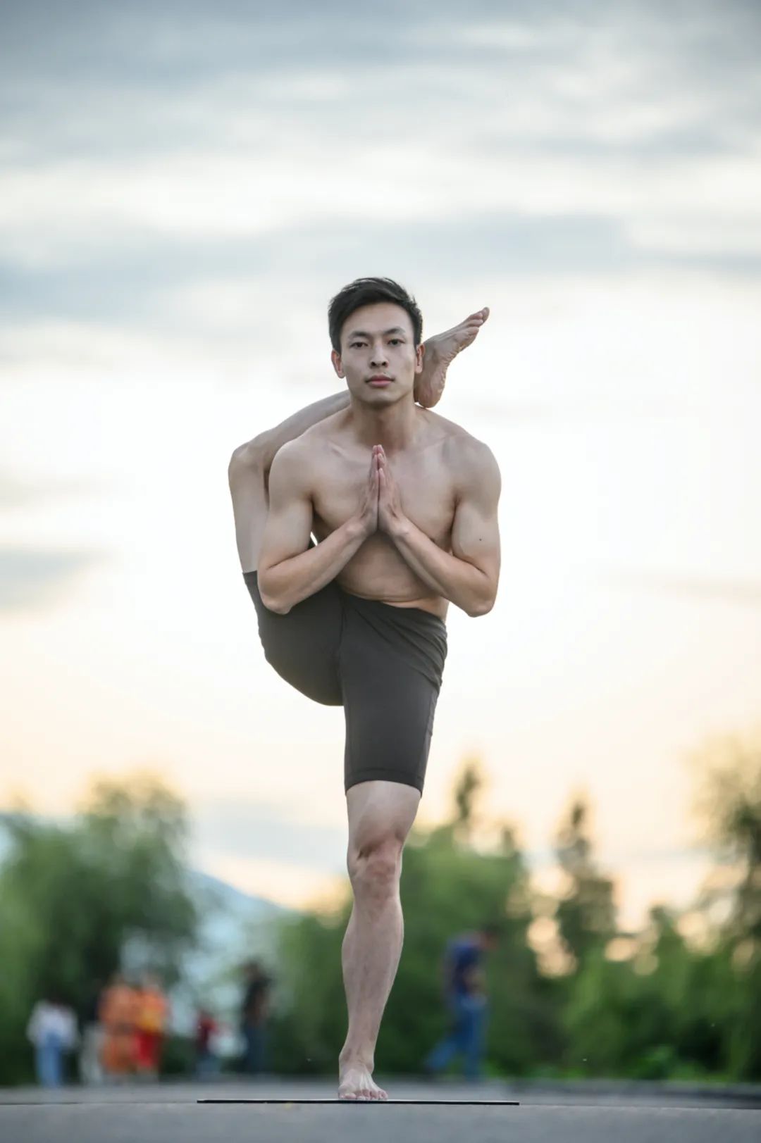 周义峰(Johny) 周义峰(Johny)