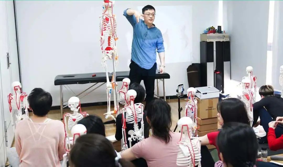 老师教学 老师教学