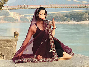 深圳菩善瑜伽的老师专业吗？