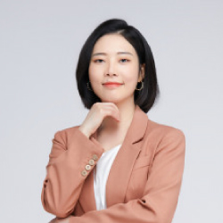周佳怡 周佳怡