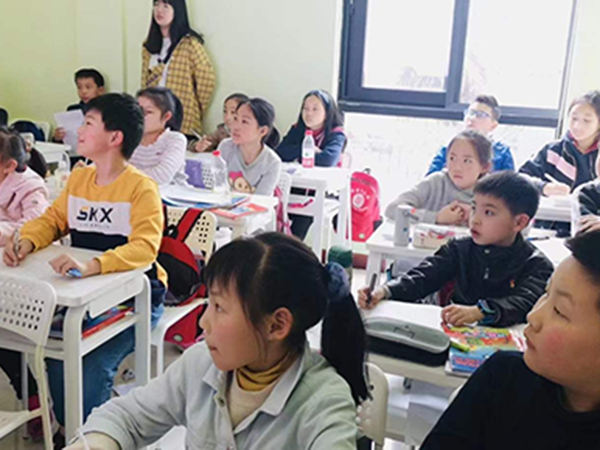 上課現(xiàn)場(chǎng) 上課現(xiàn)場(chǎng)