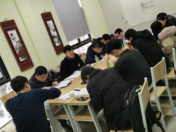 學(xué)習(xí)現(xiàn)場(chǎng) 學(xué)習(xí)現(xiàn)場(chǎng)