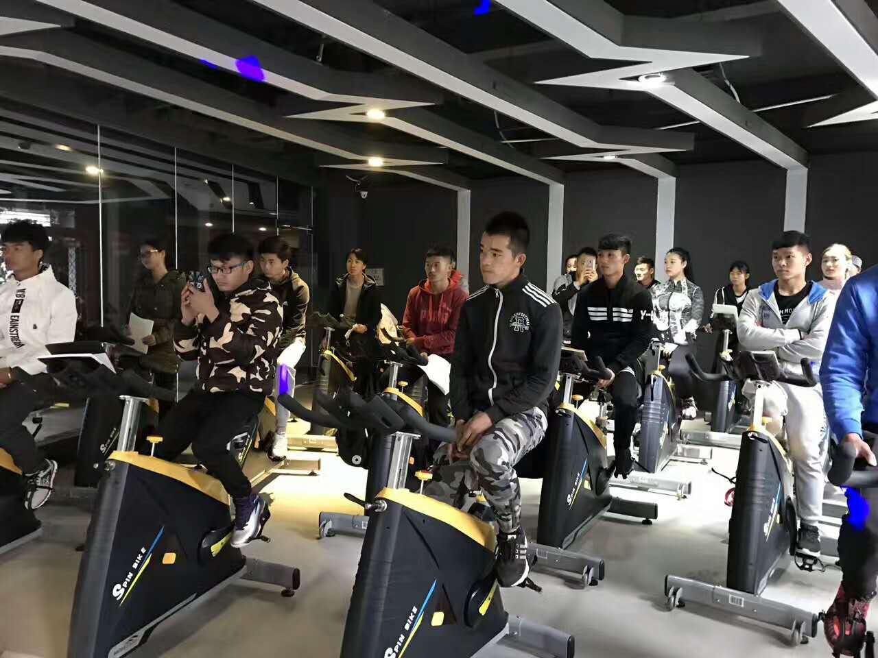 动感单车训练 动感单车训练