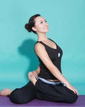 杨泉英 杨泉英