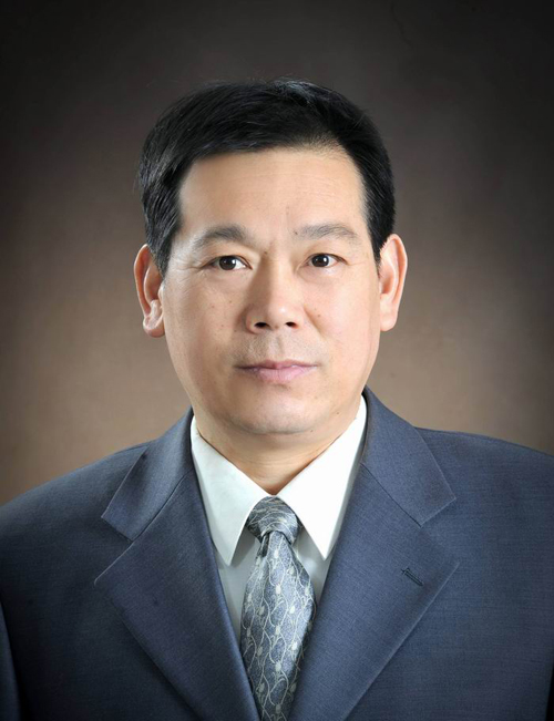 周金奎:化学高级教师 周金奎:化学高级教师