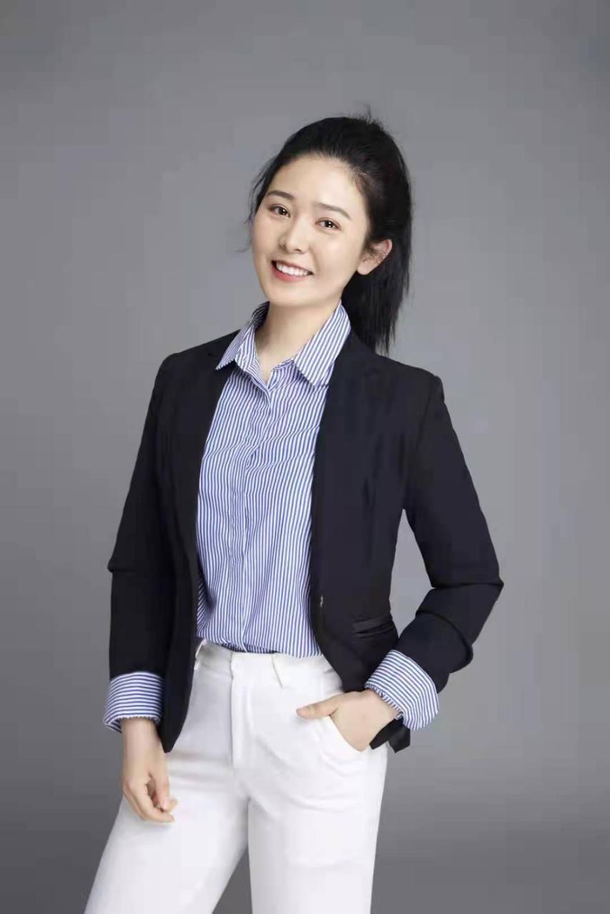 Chloe（王琛）老师
