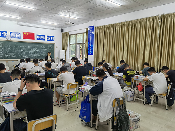 授课现场