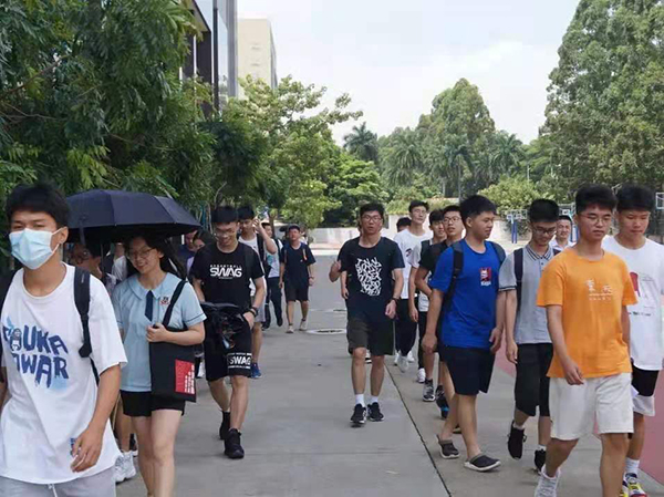 学员