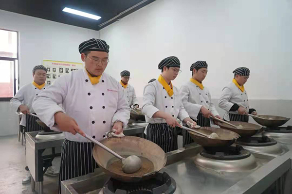 广锅训练 广锅训练
