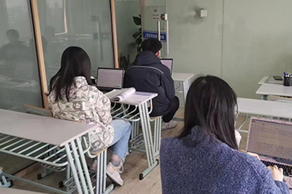 上課現(xiàn)場 上課現(xiàn)場