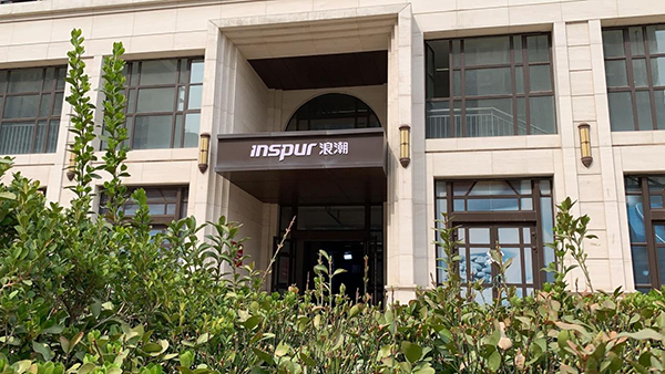 学校门口 学校门口