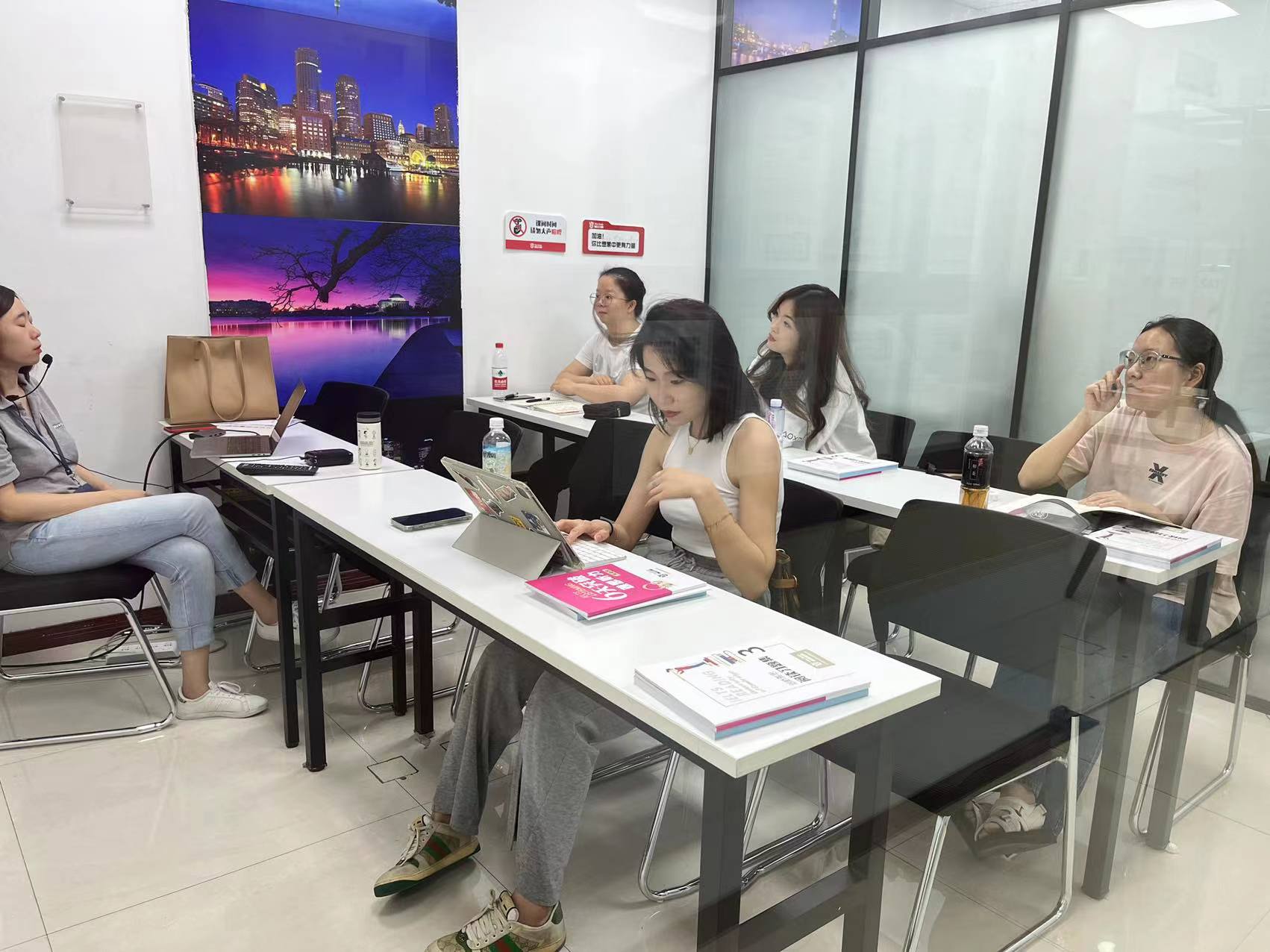 授课现场 授课现场