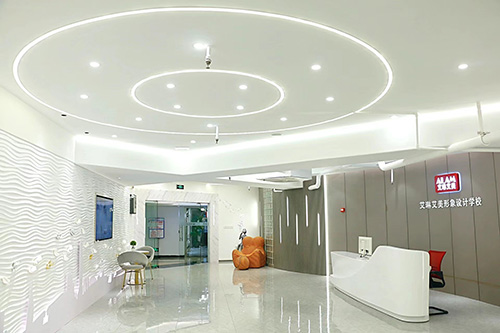 重慶艾琳艾美職業(yè)培訓中心 重慶艾琳艾美職業(yè)培訓中心