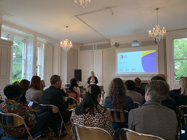 咨询现场 咨询现场