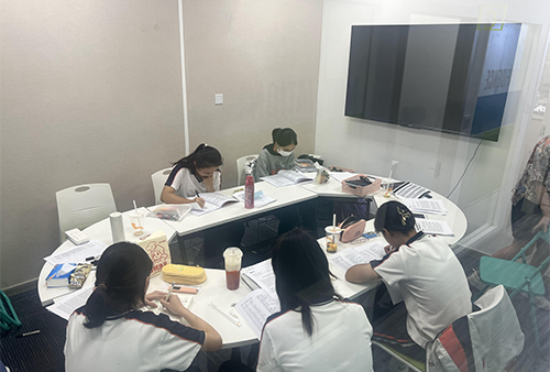 一人一小群服务责任制 一人一小群服务责任制