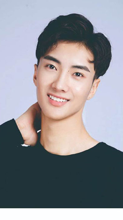 加央老师 加央老师