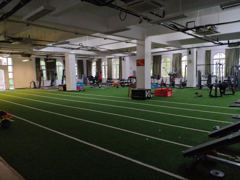 健身场地