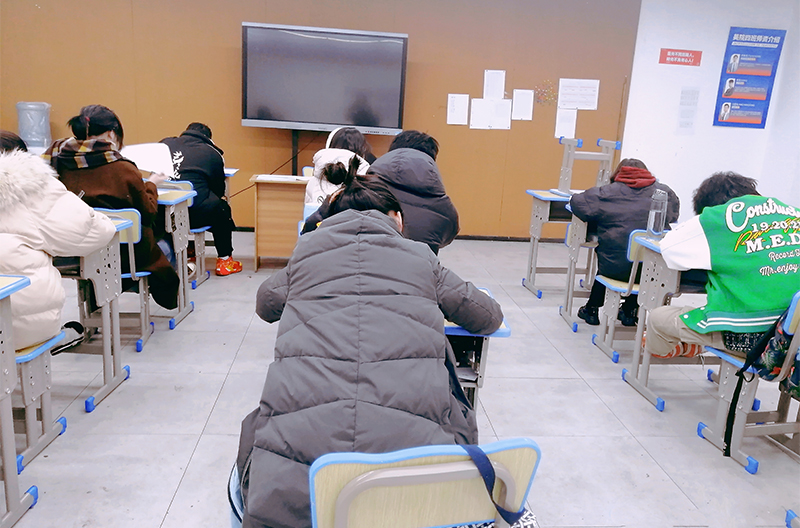 上課現(xiàn)場(chǎng)