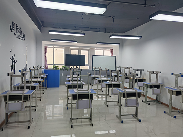 课室