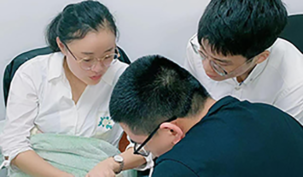 指導(dǎo)現(xiàn)場(chǎng)