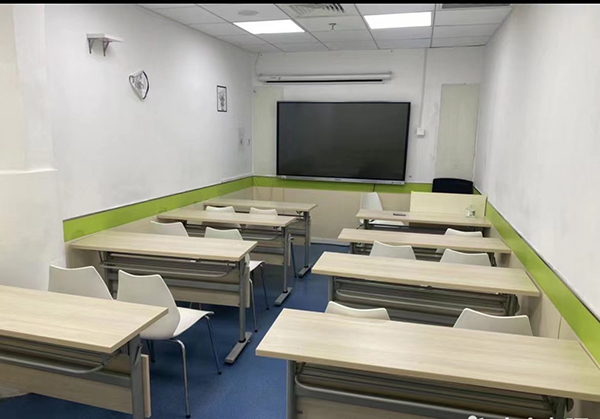 课室