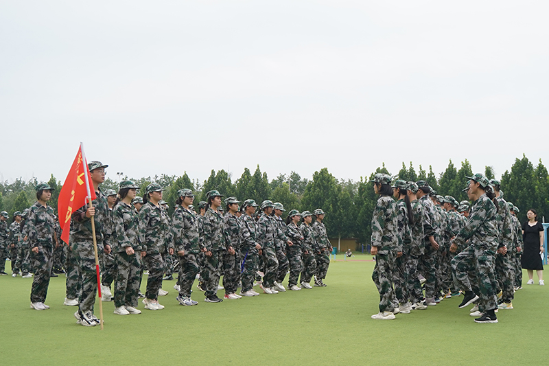 軍訓(xùn)現(xiàn)場