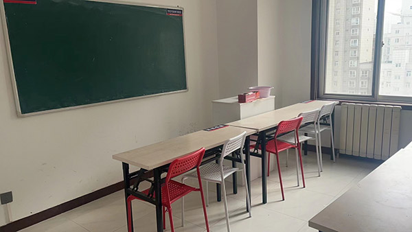 課室 課室