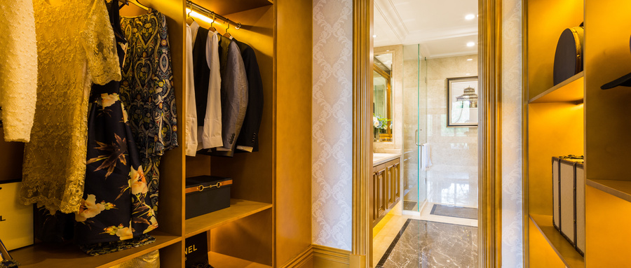 摄图网_500623096_wx_豪华衣帽间（企业商用）