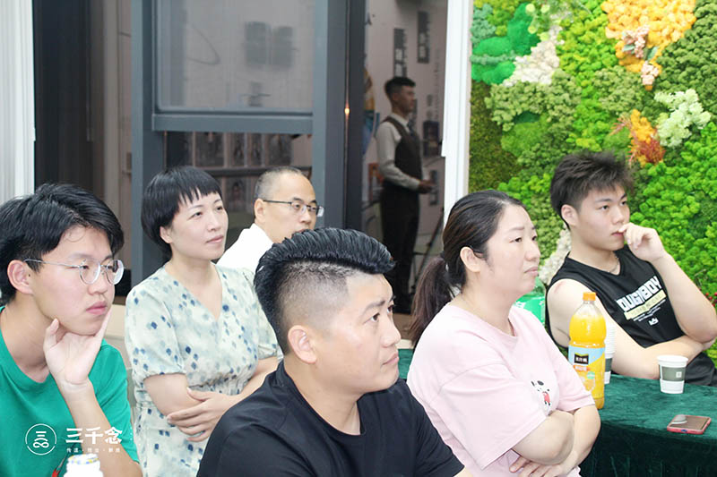 听课情景 听课情景