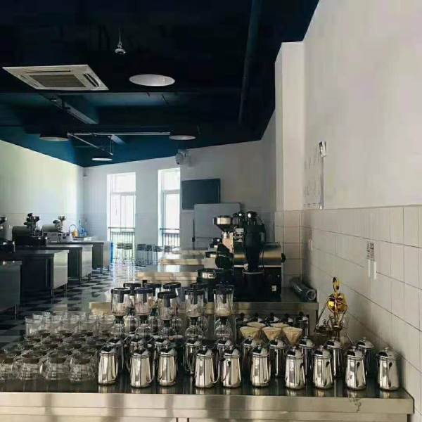 王森咖啡西點西餐蛋糕培訓(xùn)中心 專業(yè)環(huán)境 王森咖啡西點西餐蛋糕培訓(xùn)中心 專業(yè)環(huán)境