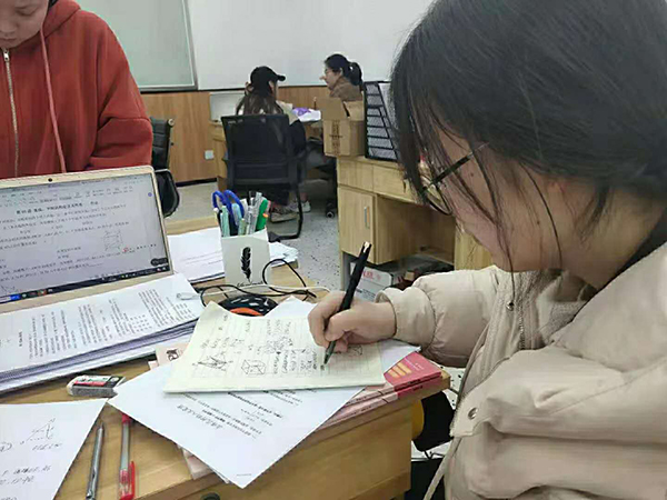 学习现场 学习现场