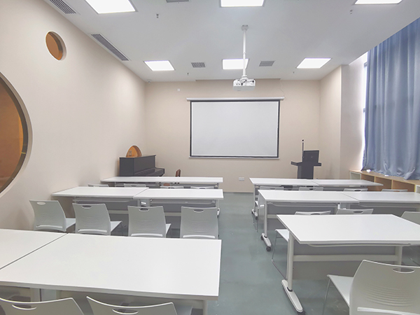 课室