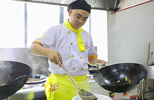 實(shí)操烹飪場(chǎng)景 實(shí)操烹飪場(chǎng)景